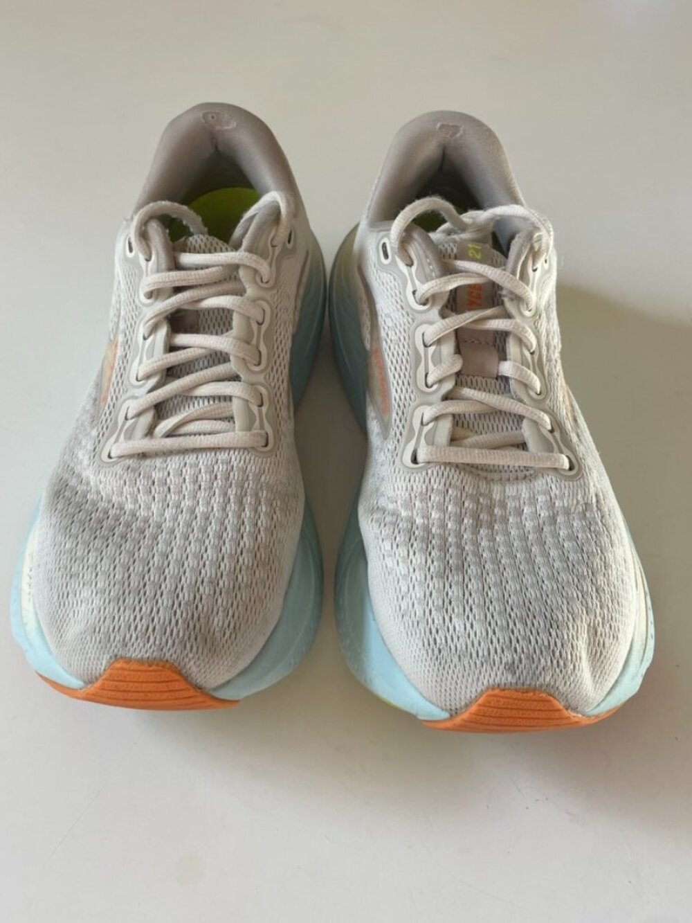 Brooks Glycerin Running Shoes Women’s Size 9 White Blue Cushioned Sneakers